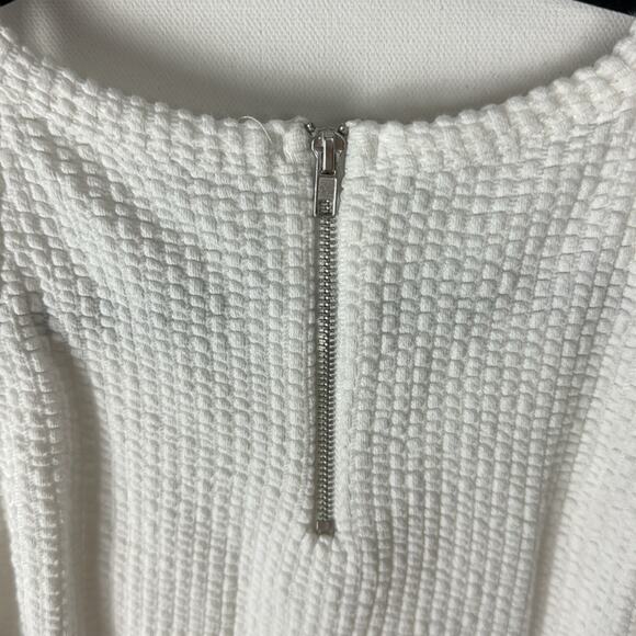 Green Envelop Tank Top - Women's Small - Picture 5 of 6